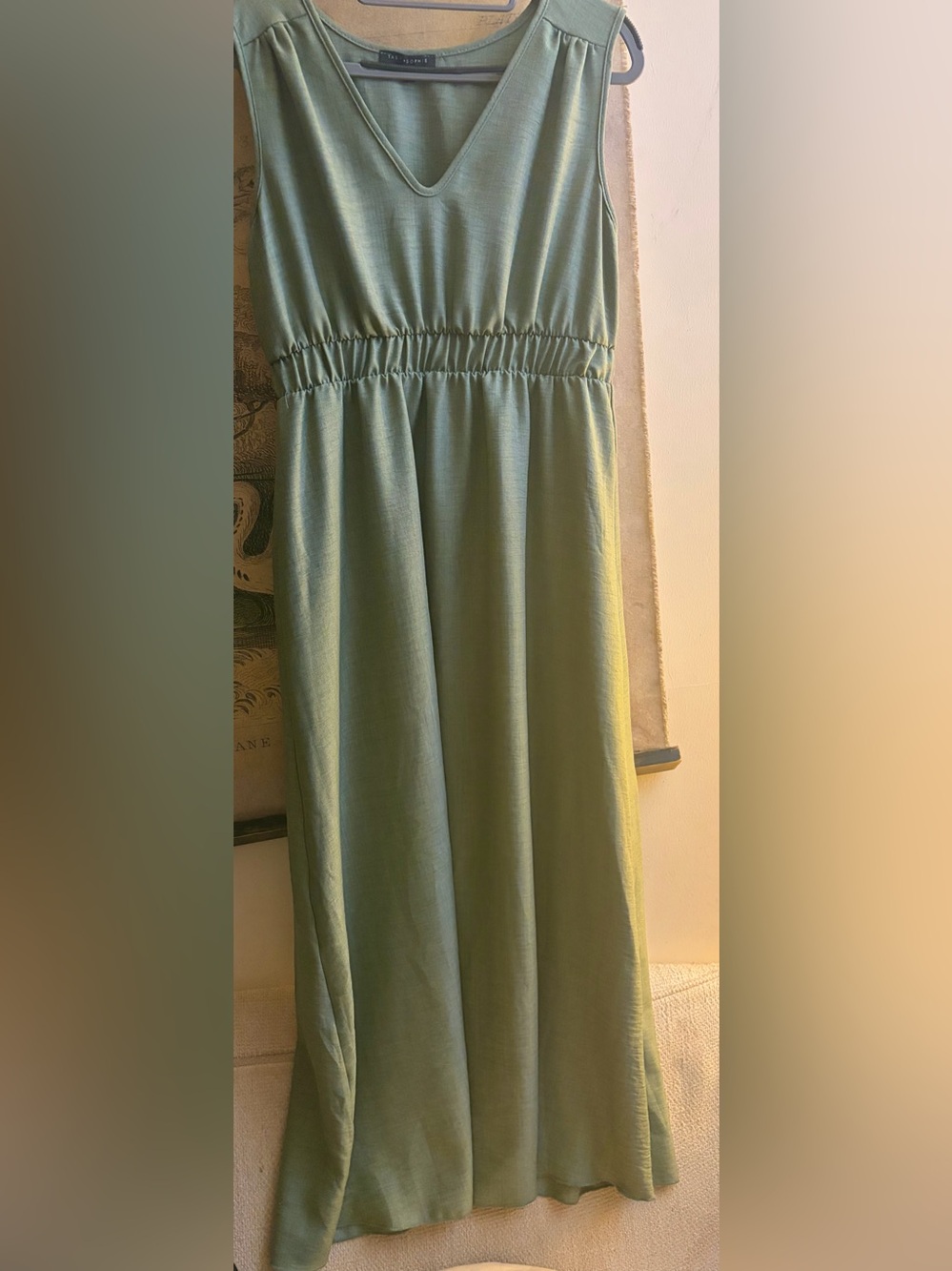 * New Tash + Sophie Sleeveless V-Neck Olive Green  Dress SZ Medium *